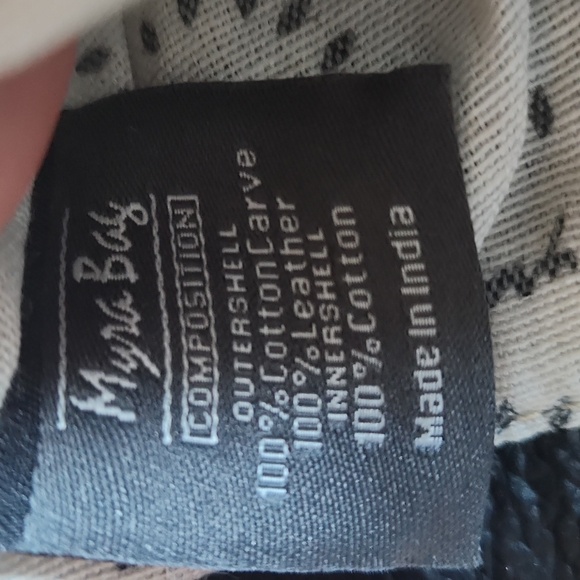 Myra  fur and leather crossbody bag with western flare - Picture 9 of 13